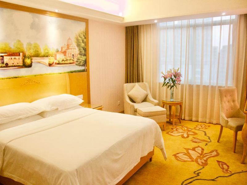 Vienna Hotel Banxuegang Road Sencsen Kültér fotó