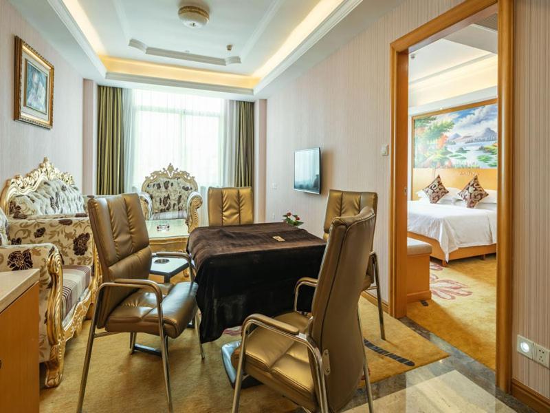 Vienna Hotel Banxuegang Road Sencsen Kültér fotó